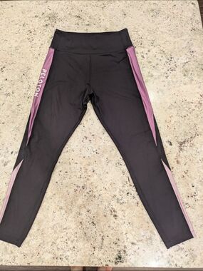 Peloton Black Leggings w/ Purple Side Panels High Rise performance/compression M